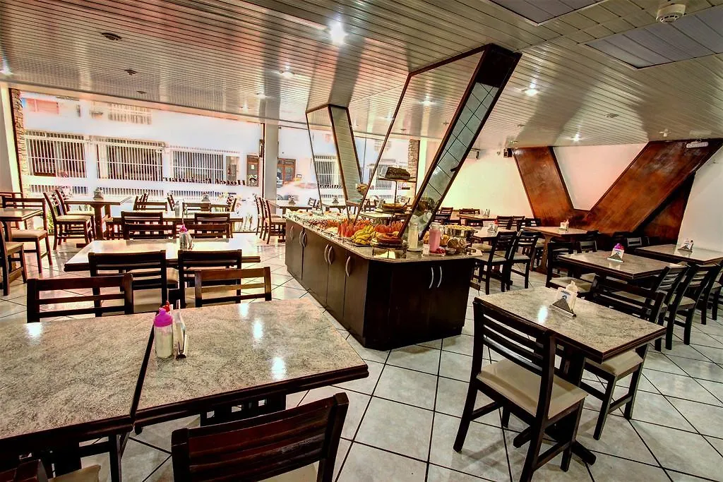 普莱玛酒店 Balneário Camboriú 酒店
